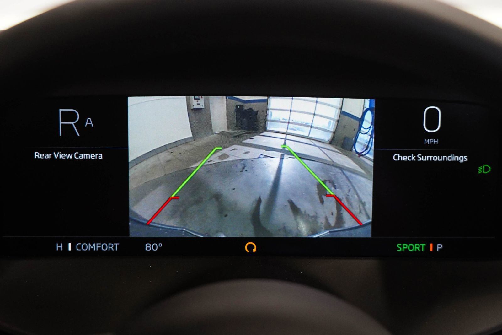 Used 2025 McLaren 750S Spider image 31