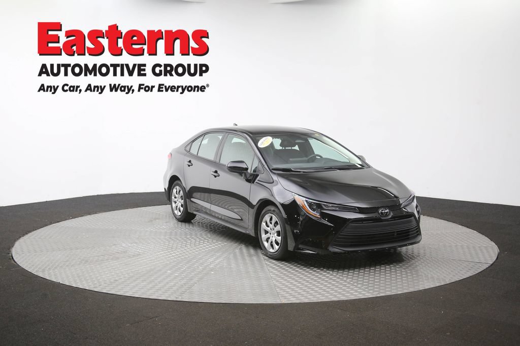 Used 2025 Toyota Corolla LE FWD image 51