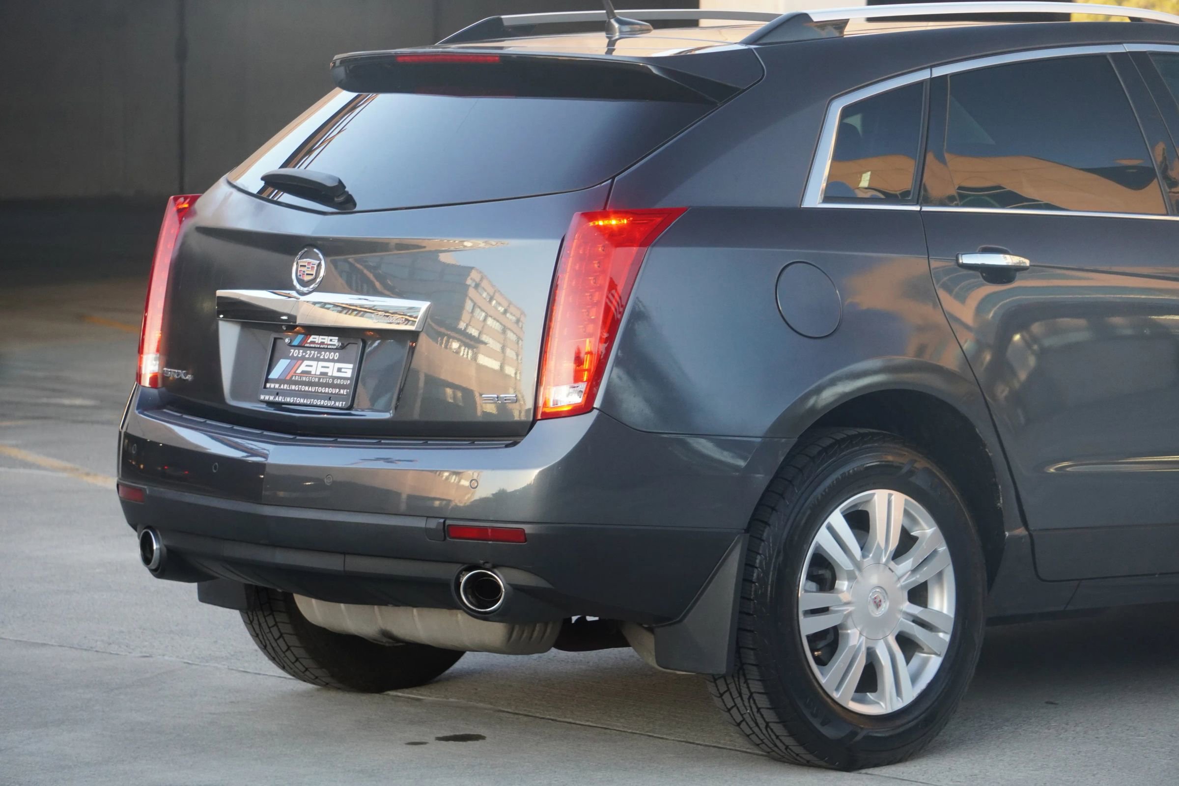 Used 2012 Cadillac SRX Luxury image 16