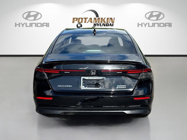 Used 2024 Honda Accord Sport image 6