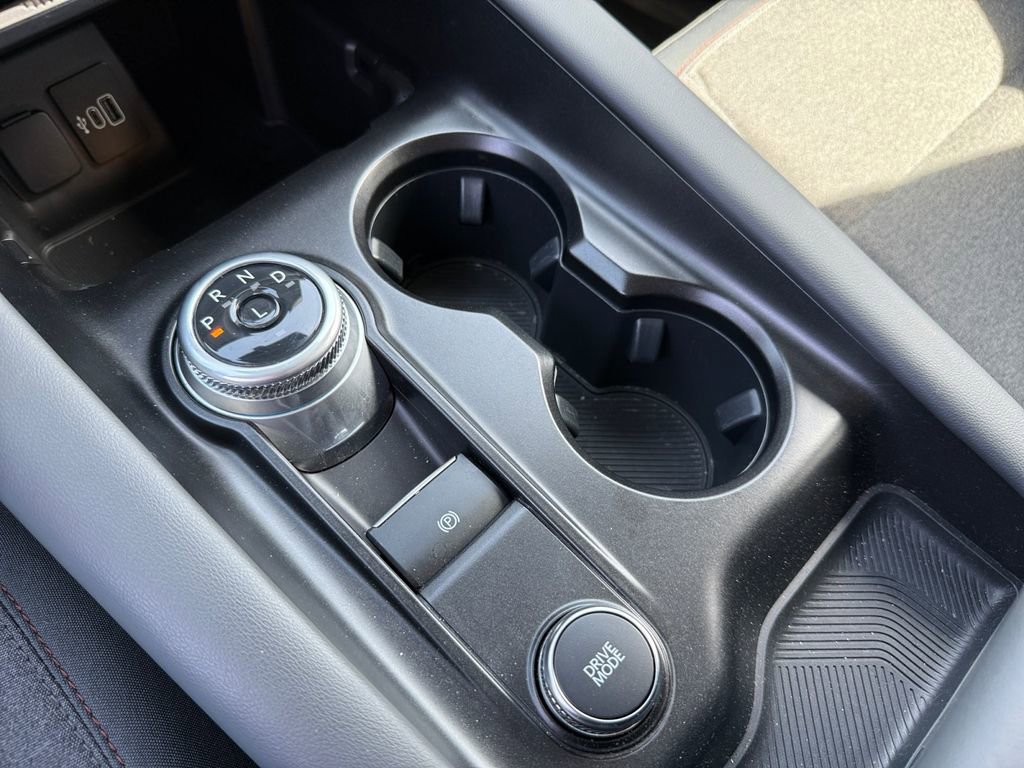 Used 2025 Ford Explorer Active image 22