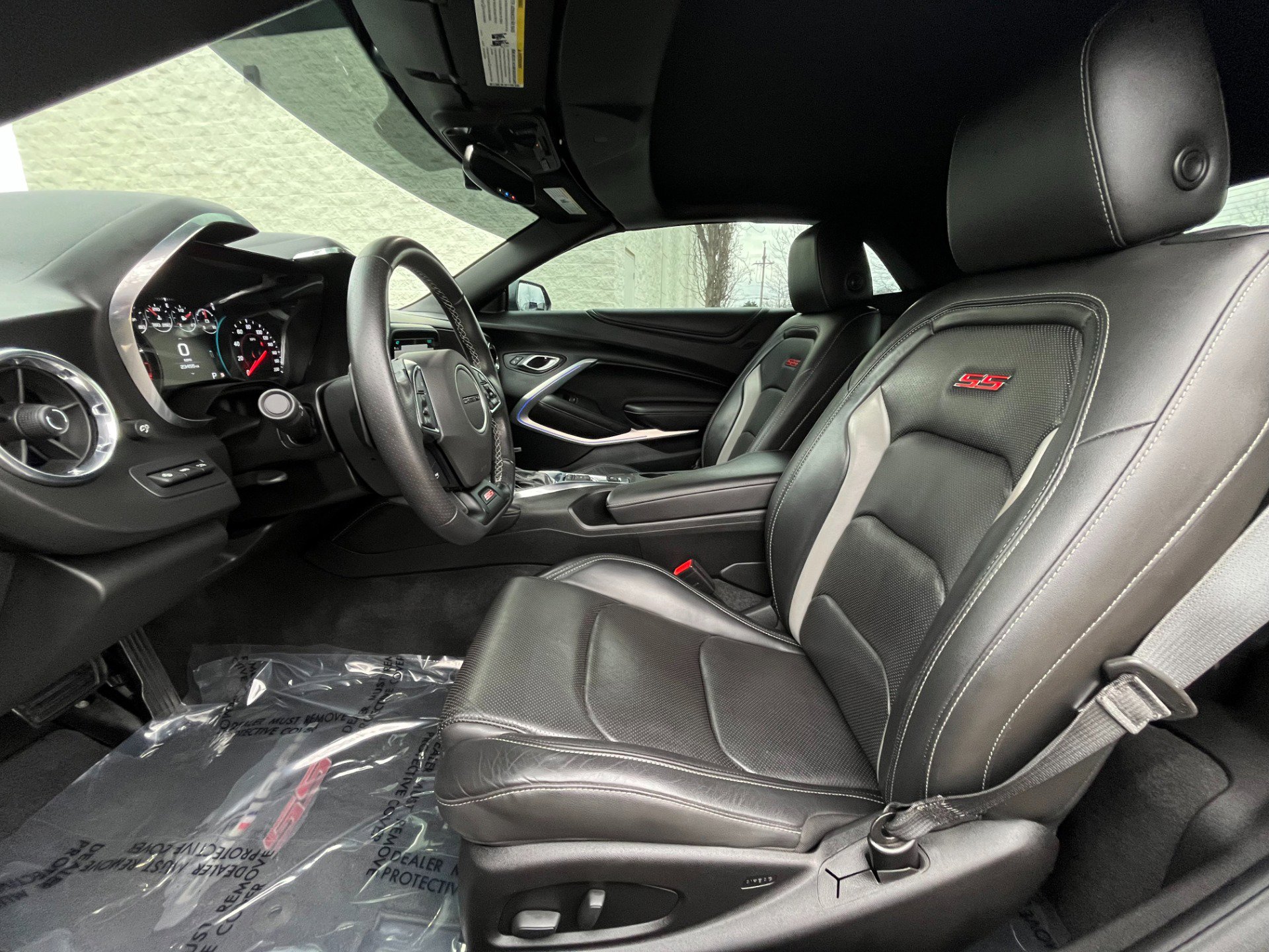 Used 2018 Chevrolet Camaro SS image 9