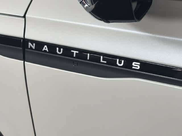 New 2026 Lincoln Nautilus Premier w/ Jet Appearance Package AWD/4WD image 26