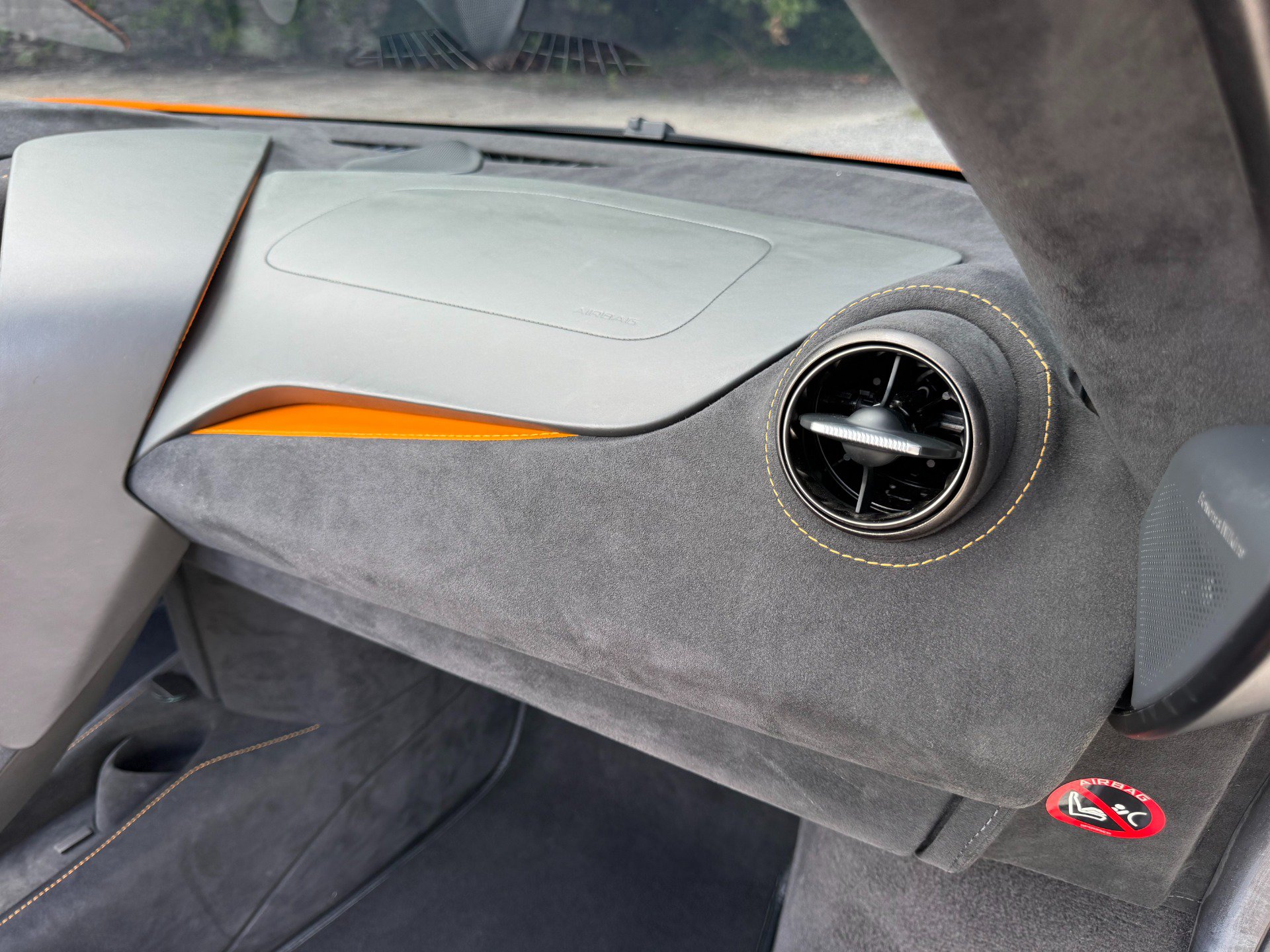 Used 2021 McLaren 720S Performance RWD image 19