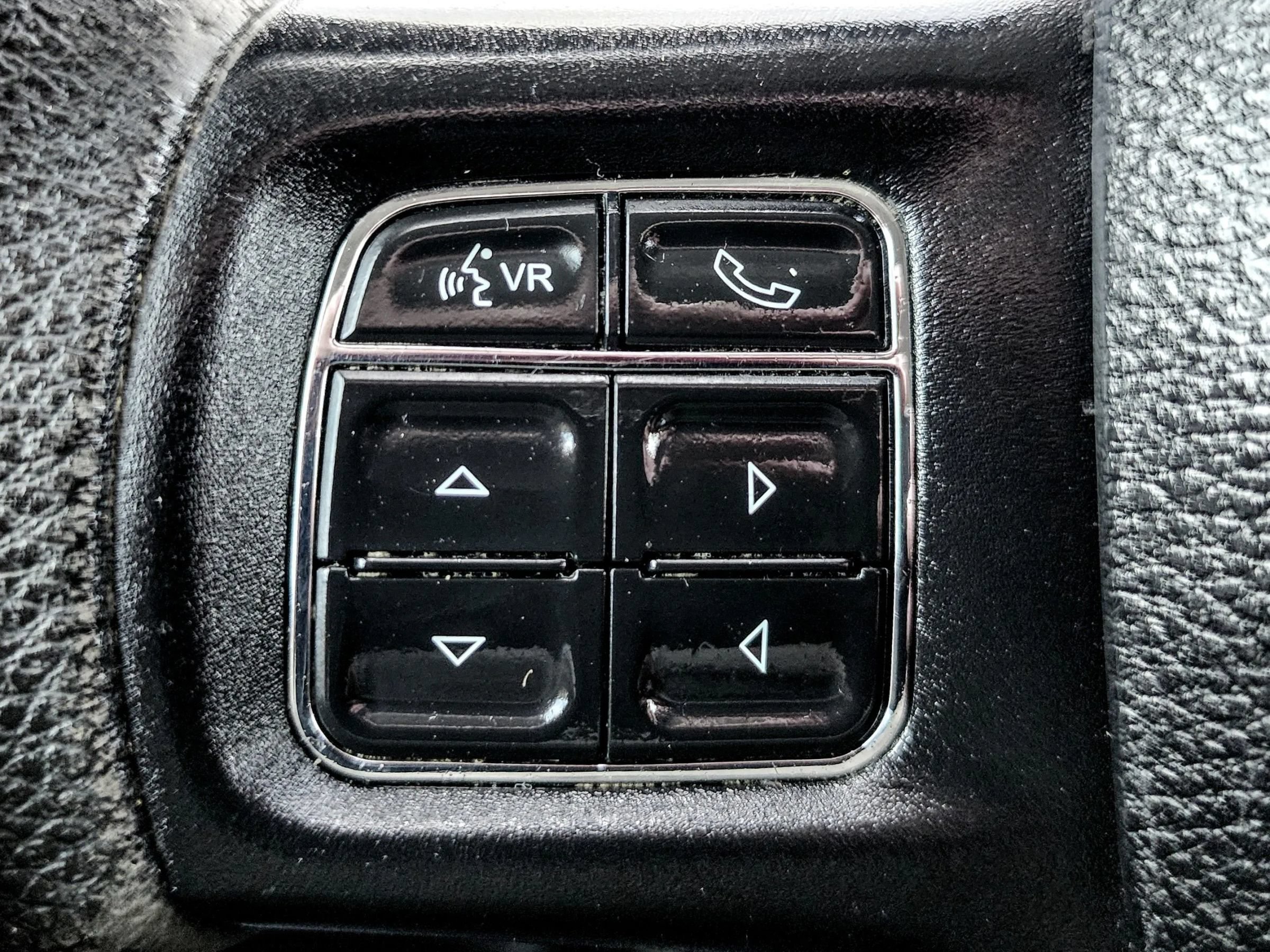 Used 2016 RAM 2500 SLT AWD/4WD image 22