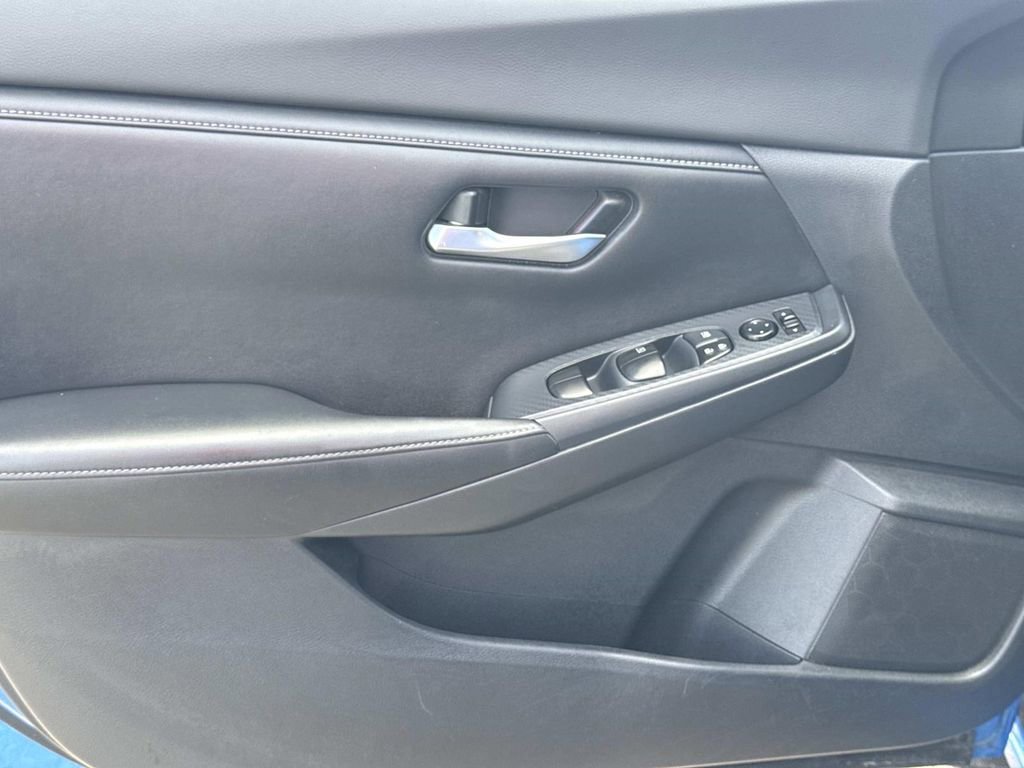 Used 2020 Nissan Sentra SV w/ Trunk Package FWD image 17