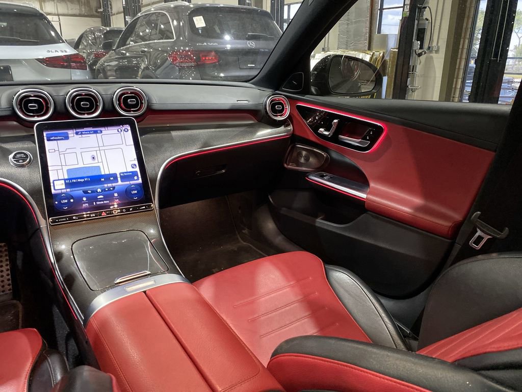 Used 2022 Mercedes-Benz C 300 4MATIC Sedan image 4