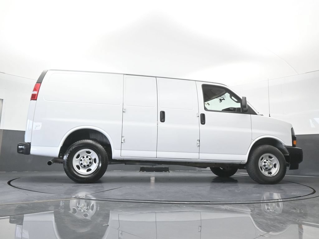 Used 2024 Chevrolet Express 2500 w/ Driver Convenience Package RWD image 54