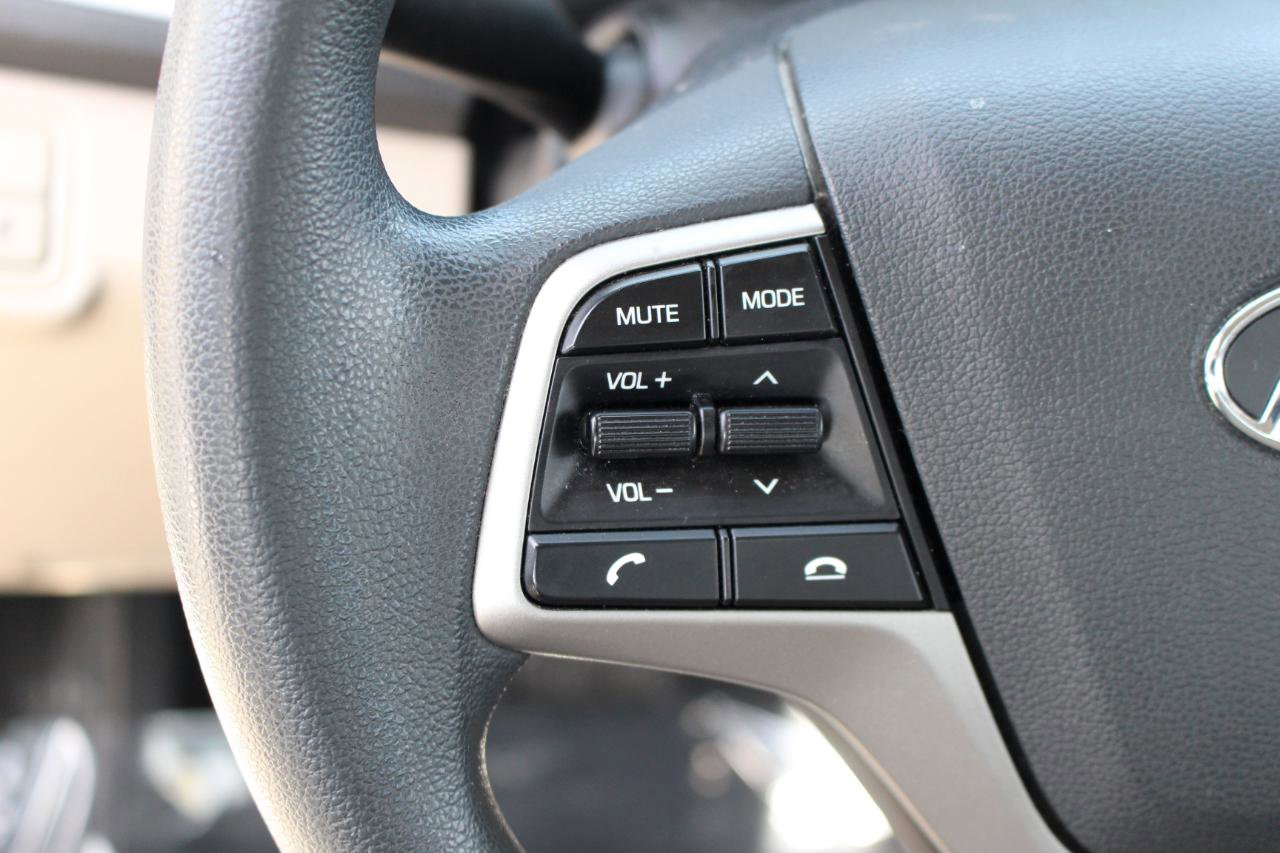 Used 2019 Hyundai Accent SE image 17