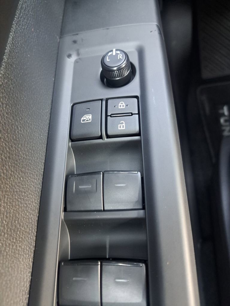 New 2026 Toyota Tundra SR image 16