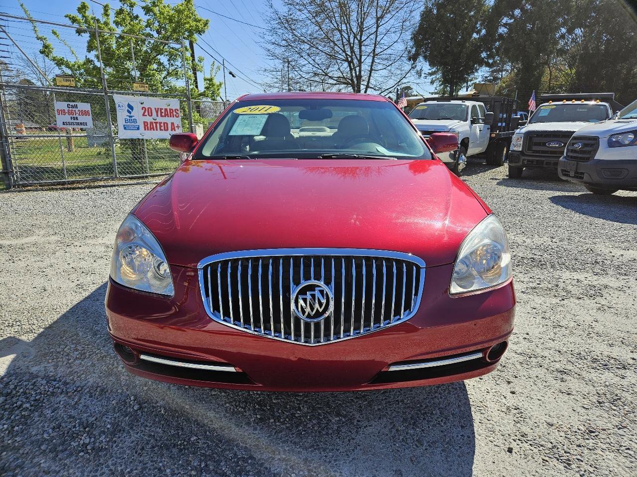 Used 2011 Buick Lucerne CXL w/ Driver Confidence Package FWD image 8