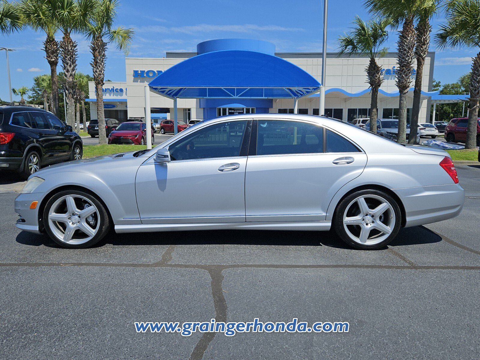 Used 2012 Mercedes-Benz S 550 image 2