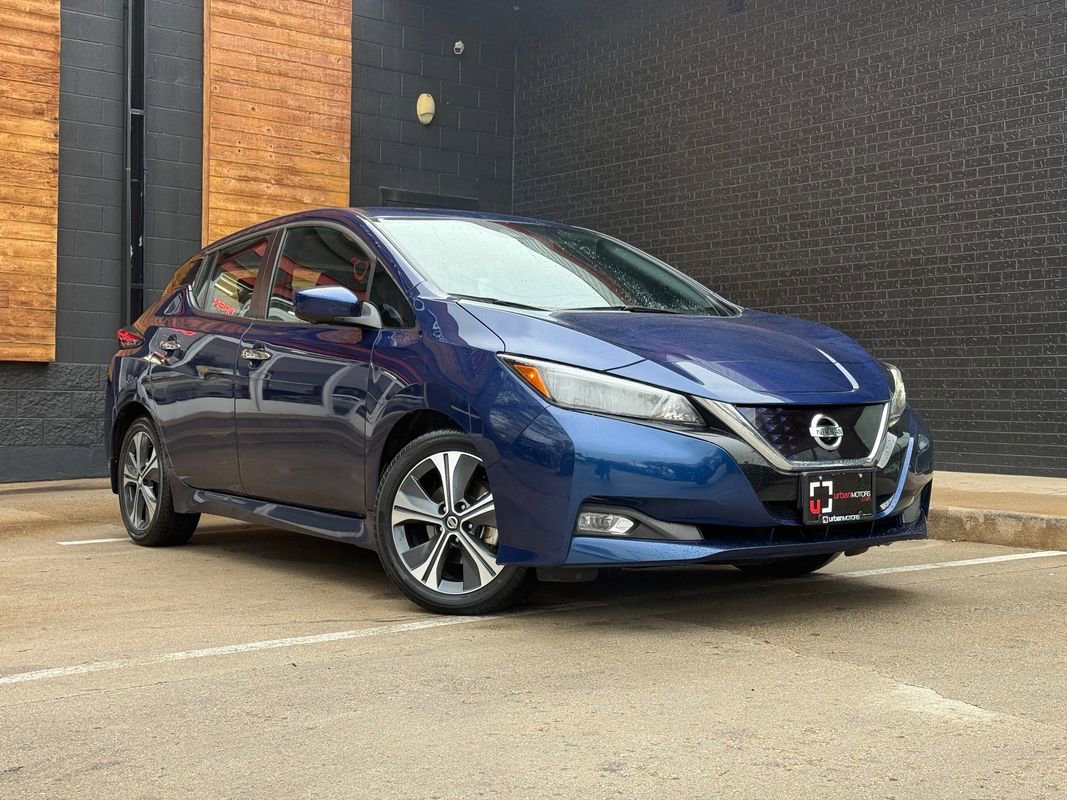 Used 2020 Nissan Leaf SV w/ SV Technology Package FWD image 7