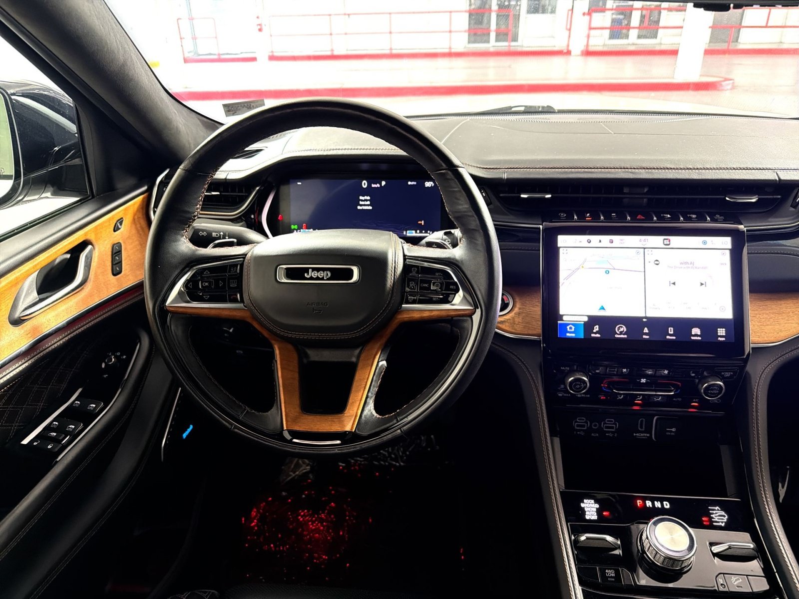 Used 2023 Jeep Grand Cherokee L Summit AWD/4WD image 16