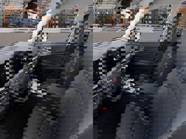 New 2026 Kia Sportage EX image 17