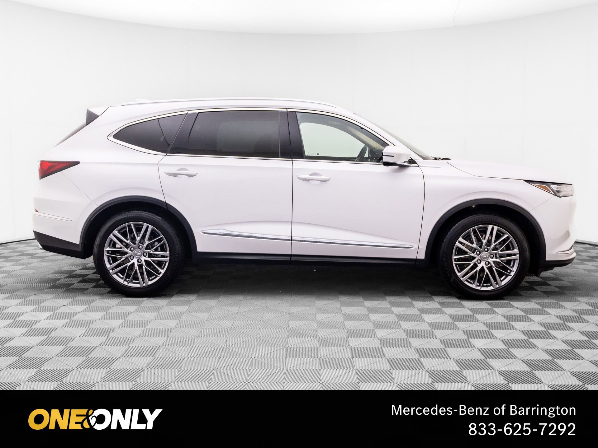 Used 2023 Acura MDX SH-AWD w/ Advance Package image 6