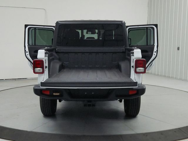New 2026 Jeep Gladiator Sport AWD/4WD image 14