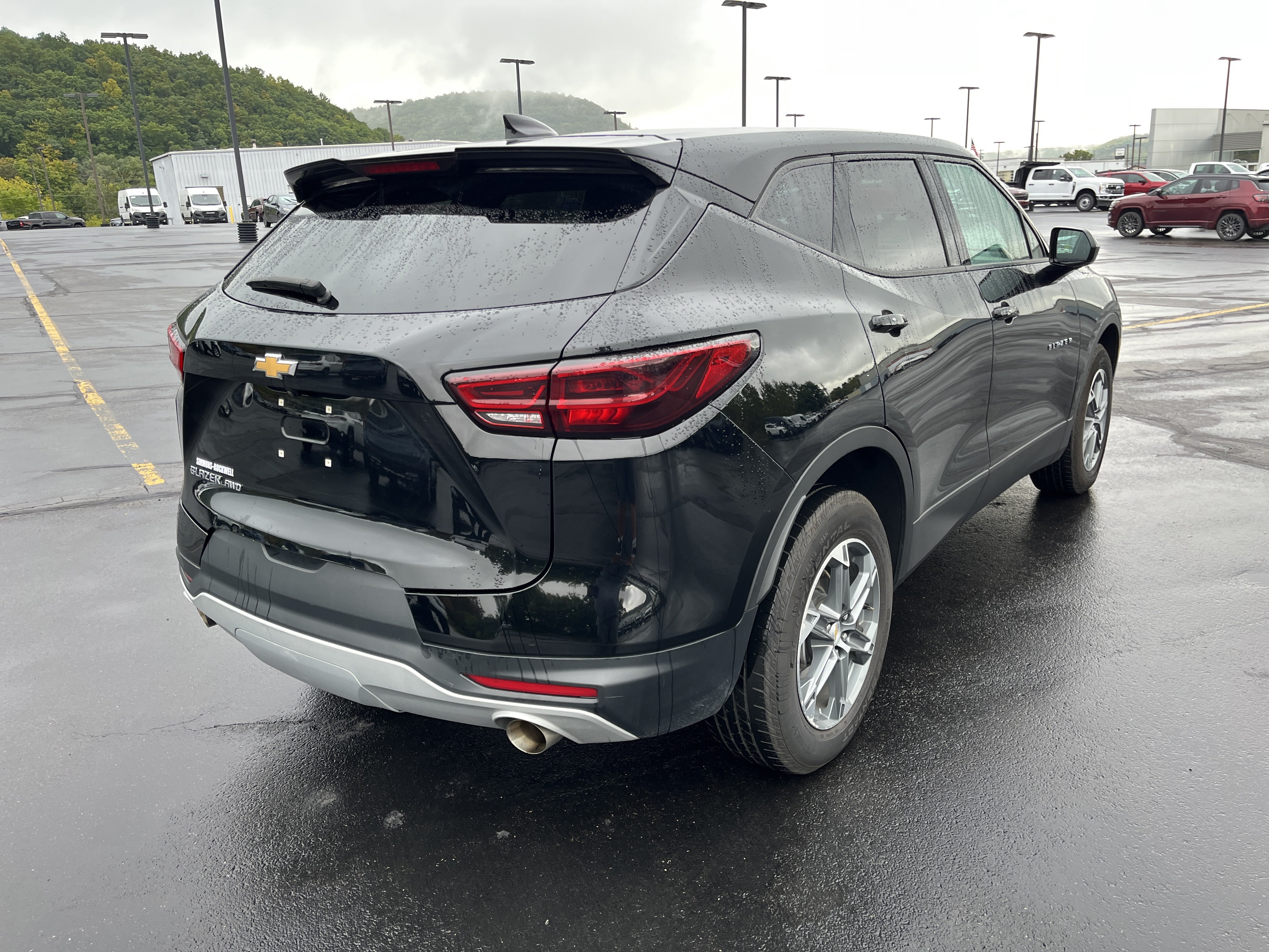 Used 2025 Chevrolet Blazer LT AWD/4WD image 29