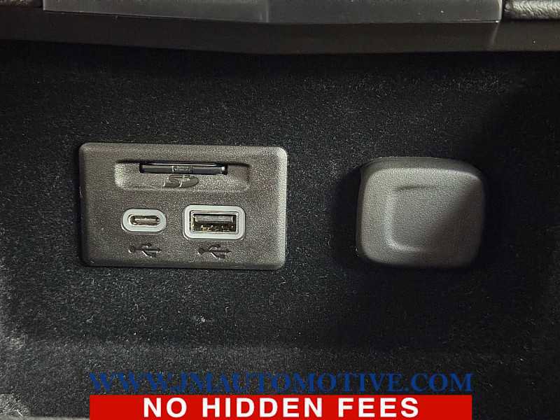 Used 2020 Cadillac XT4 Premium Luxury image 41