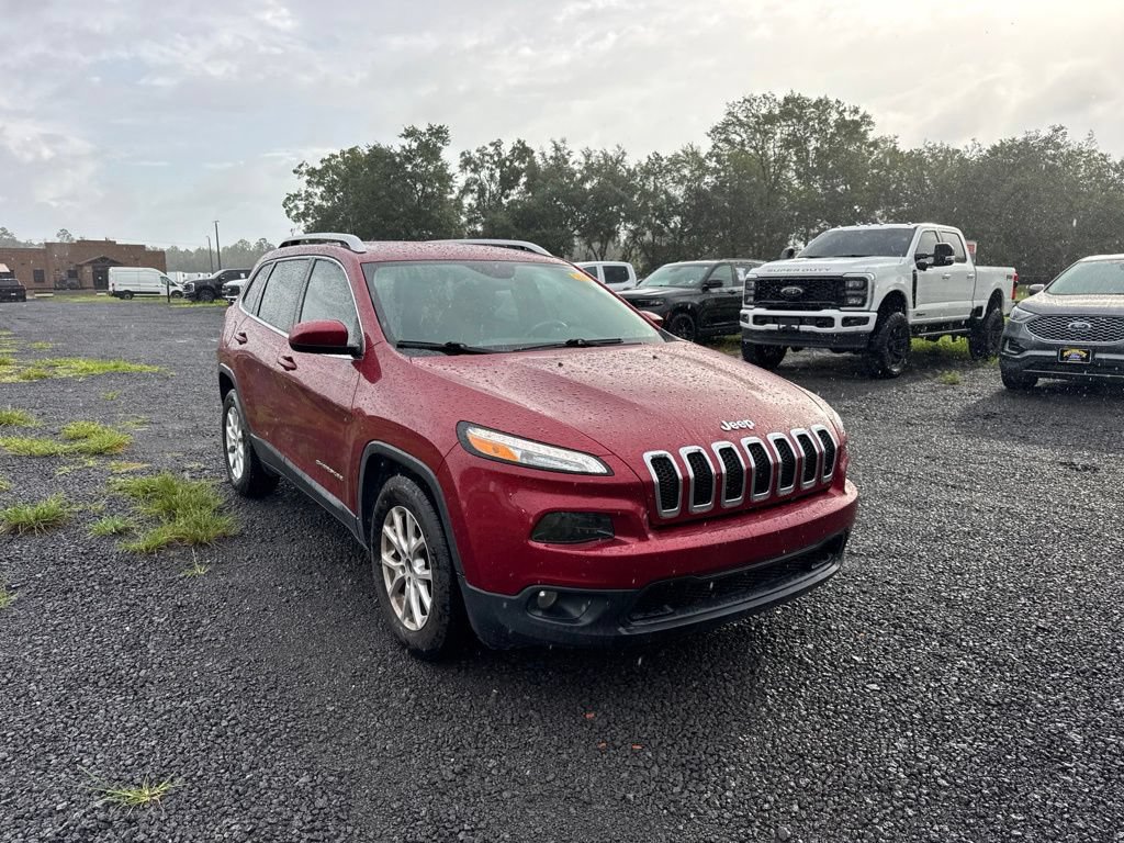 Used 2017 Jeep Cherokee Latitude w/ Comfort/Convenience Group FWD image 7