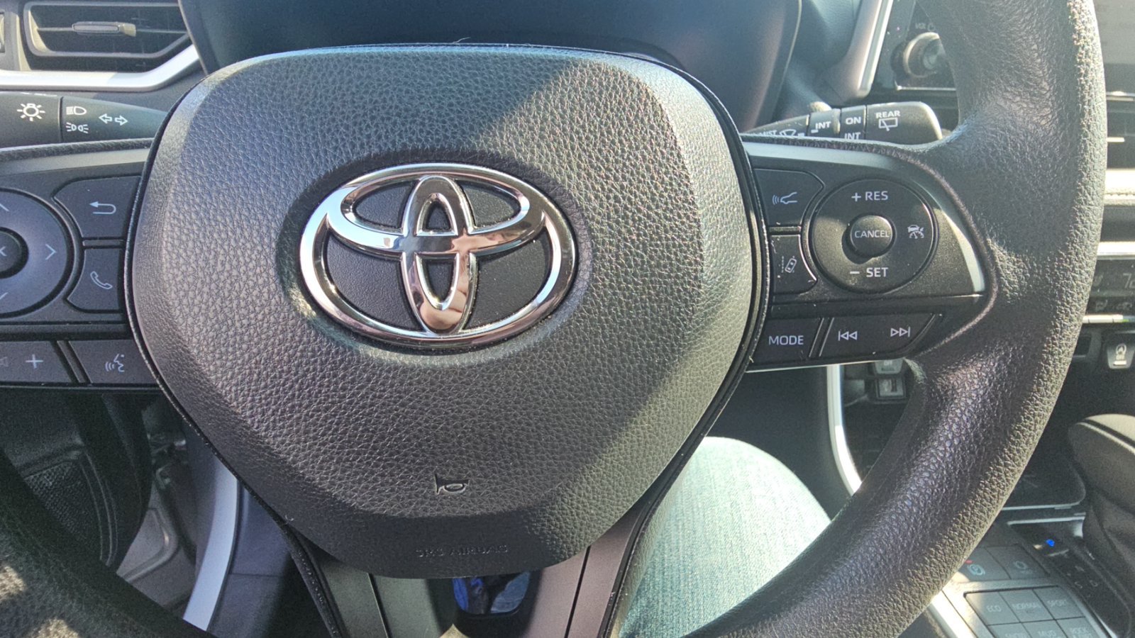 Certified 2025 Toyota RAV4 XLE AWD/4WD image 12