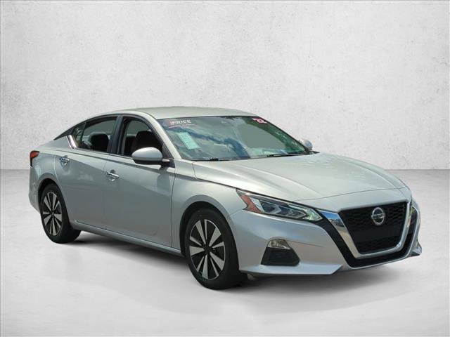 Used 2022 Nissan Altima 2.5 SV FWD image 3