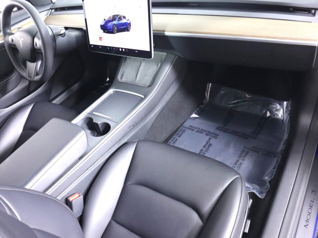 Used 2023 Tesla Model 3 Standard Range RWD image 39
