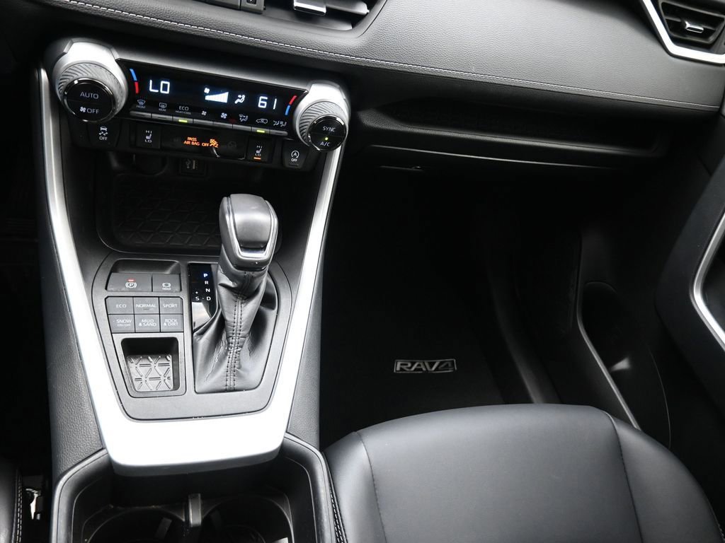 Used 2025 Toyota RAV4 XLE Premium w/ Weather Package image 9