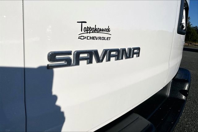 Used 2023 GMC Savana 3500 w/ Driver Convenience Package image 24