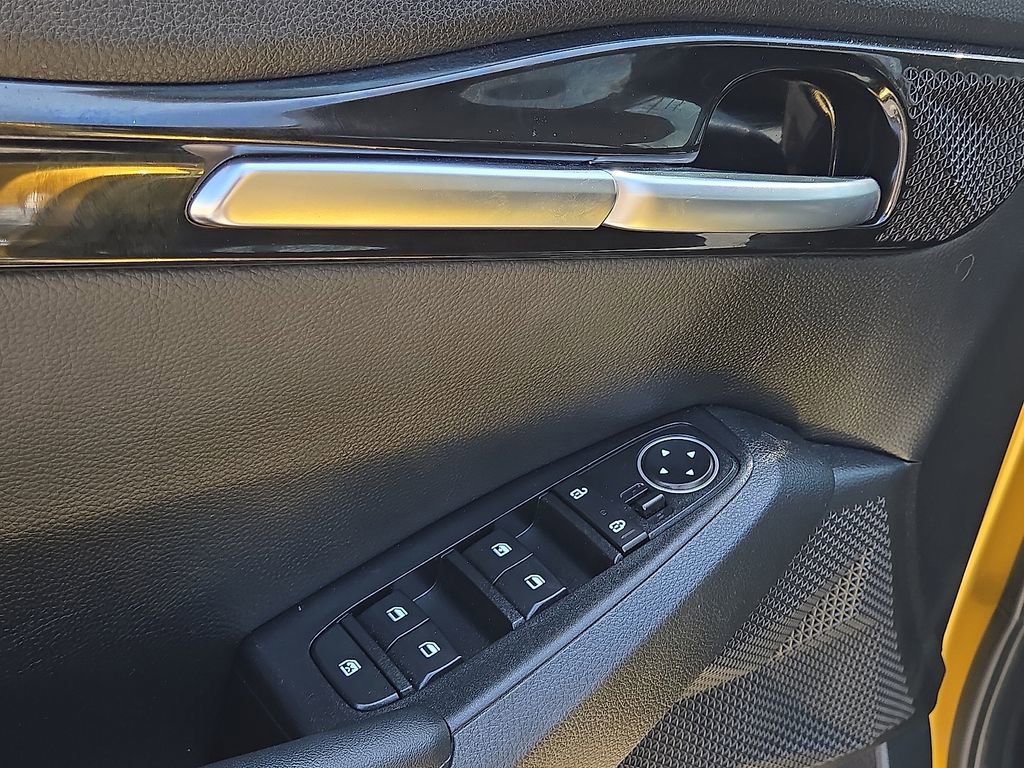 Used 2023 Kia Seltos Nightfall Edition image 22
