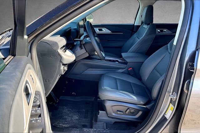 New 2026 Ford Explorer Active w/ Active Comfort Package image 9