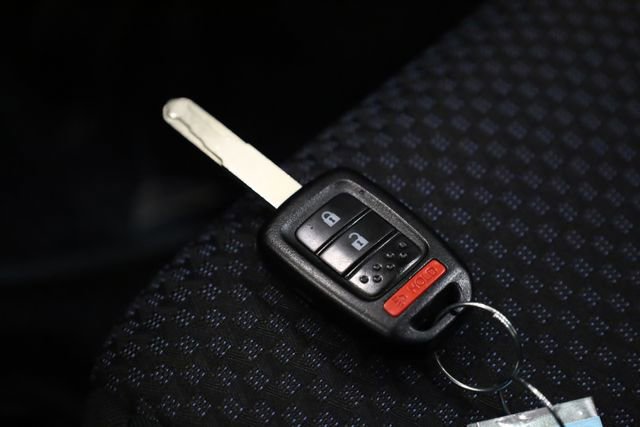 Used 2018 Honda Fit LX image 32