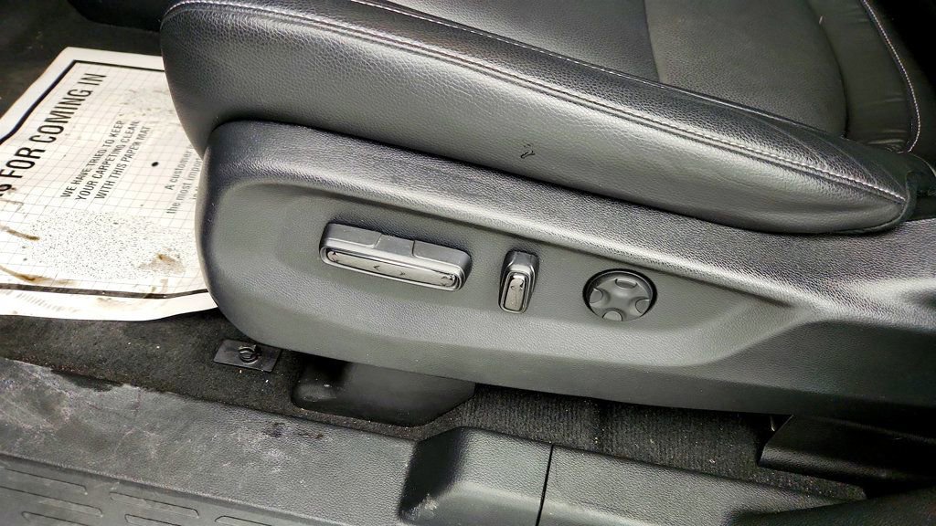 Used 2024 Honda Odyssey EX-L image 12