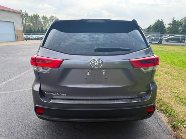 Used 2019 Toyota Highlander Plus image 2