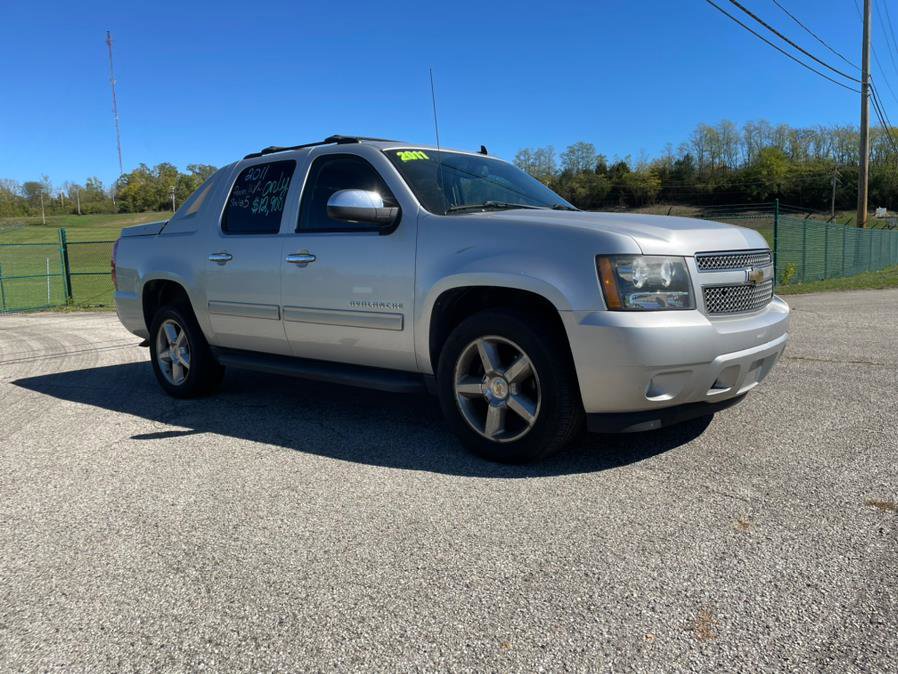 Used 2011 Chevrolet Avalanche LS w/ Regional Value Package image 7