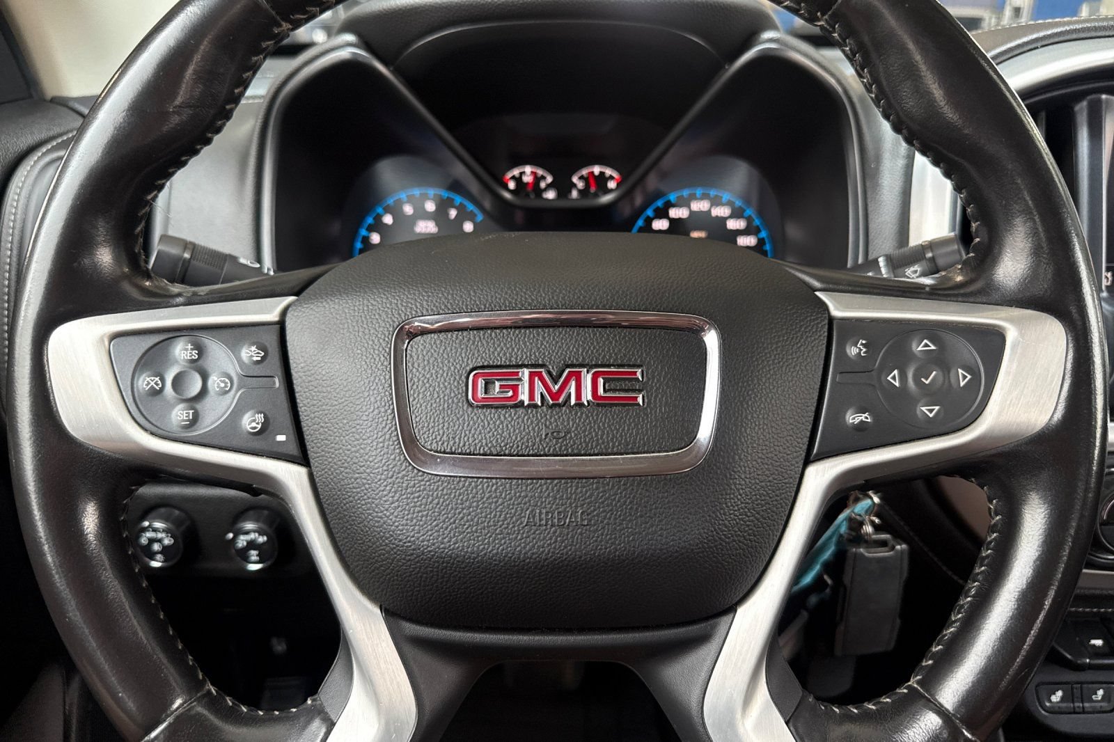 Used 2020 GMC Canyon SLE w/ Elevation Edition AWD/4WD image 32