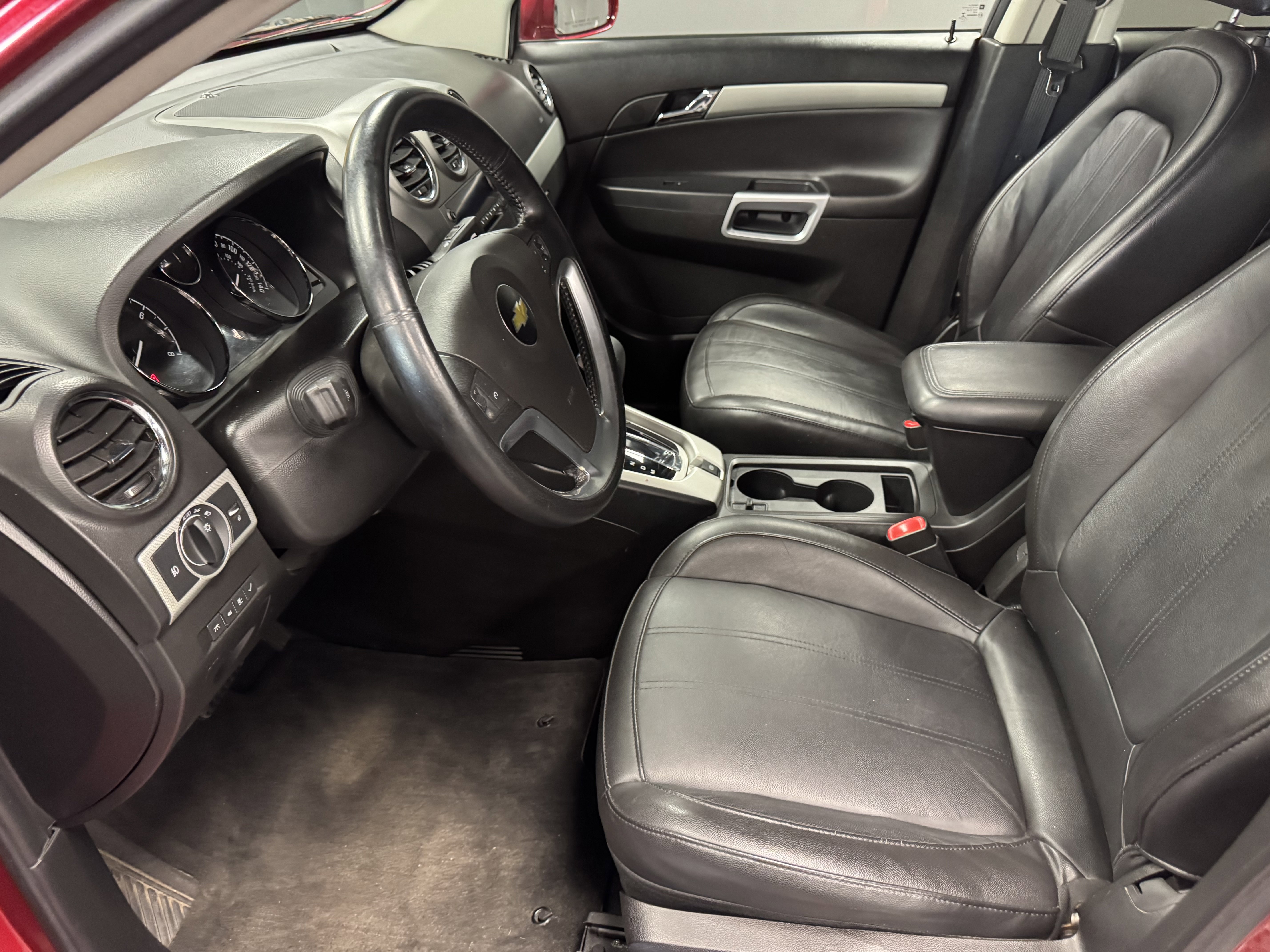 Used 2012 Chevrolet Captiva Sport LTZ image 9