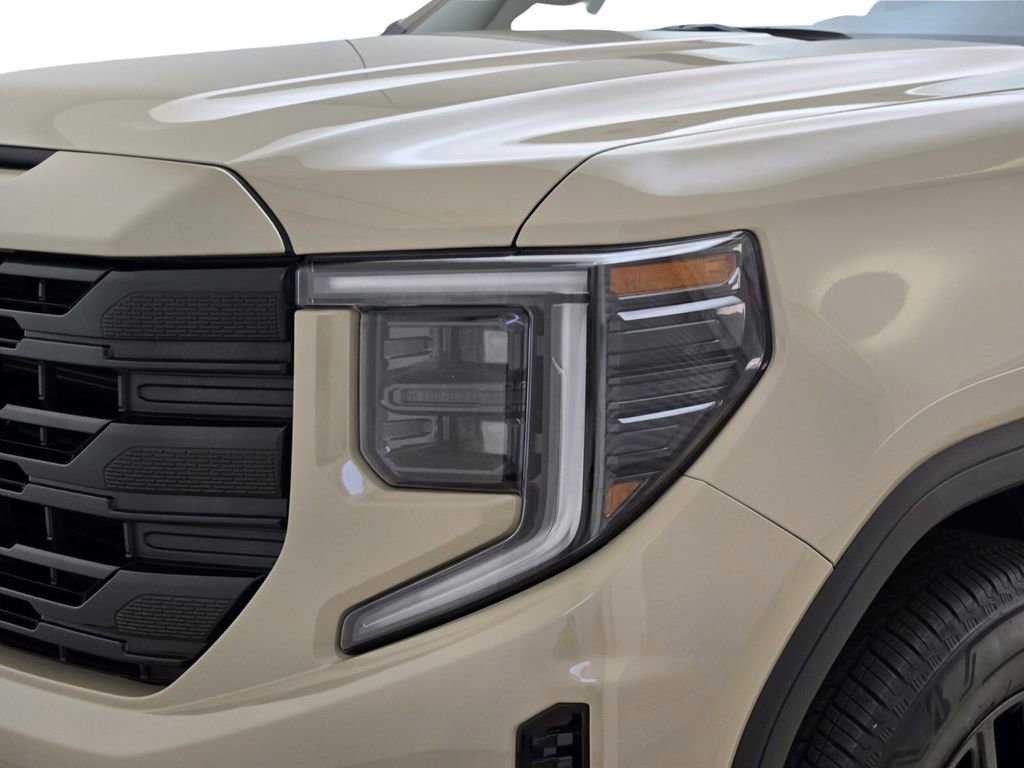Used 2023 GMC Sierra 1500 Elevation RWD image 5