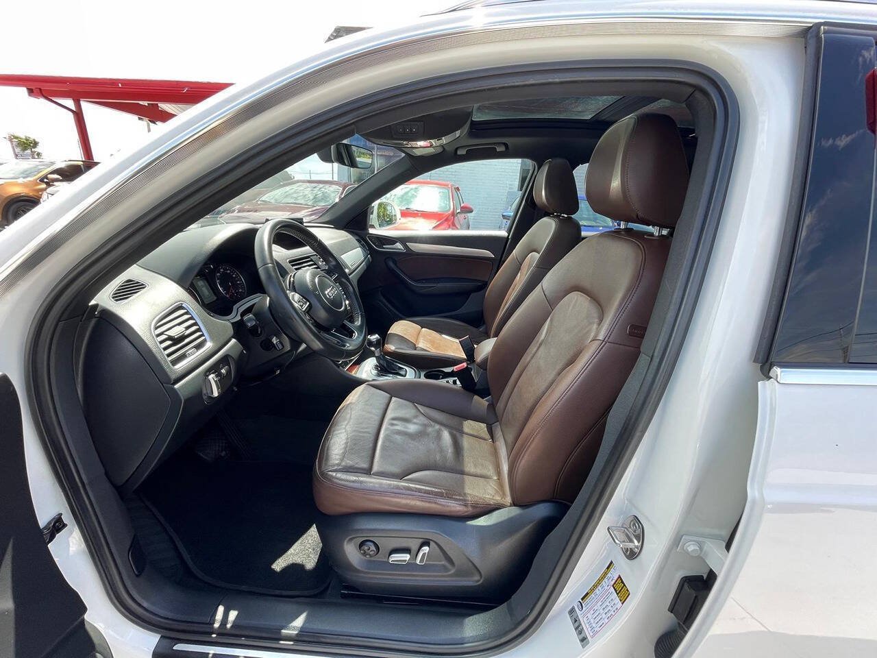 Used 2018 Audi Q3 2.0T Premium Plus AWD/4WD image 15