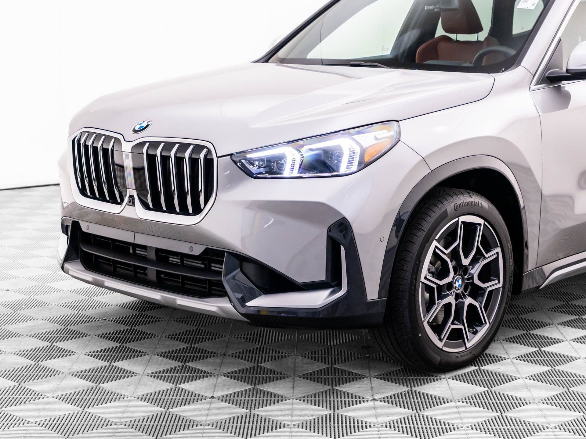 New 2026 BMW X1 xDrive28i w/ Technology Package AWD/4WD image 38
