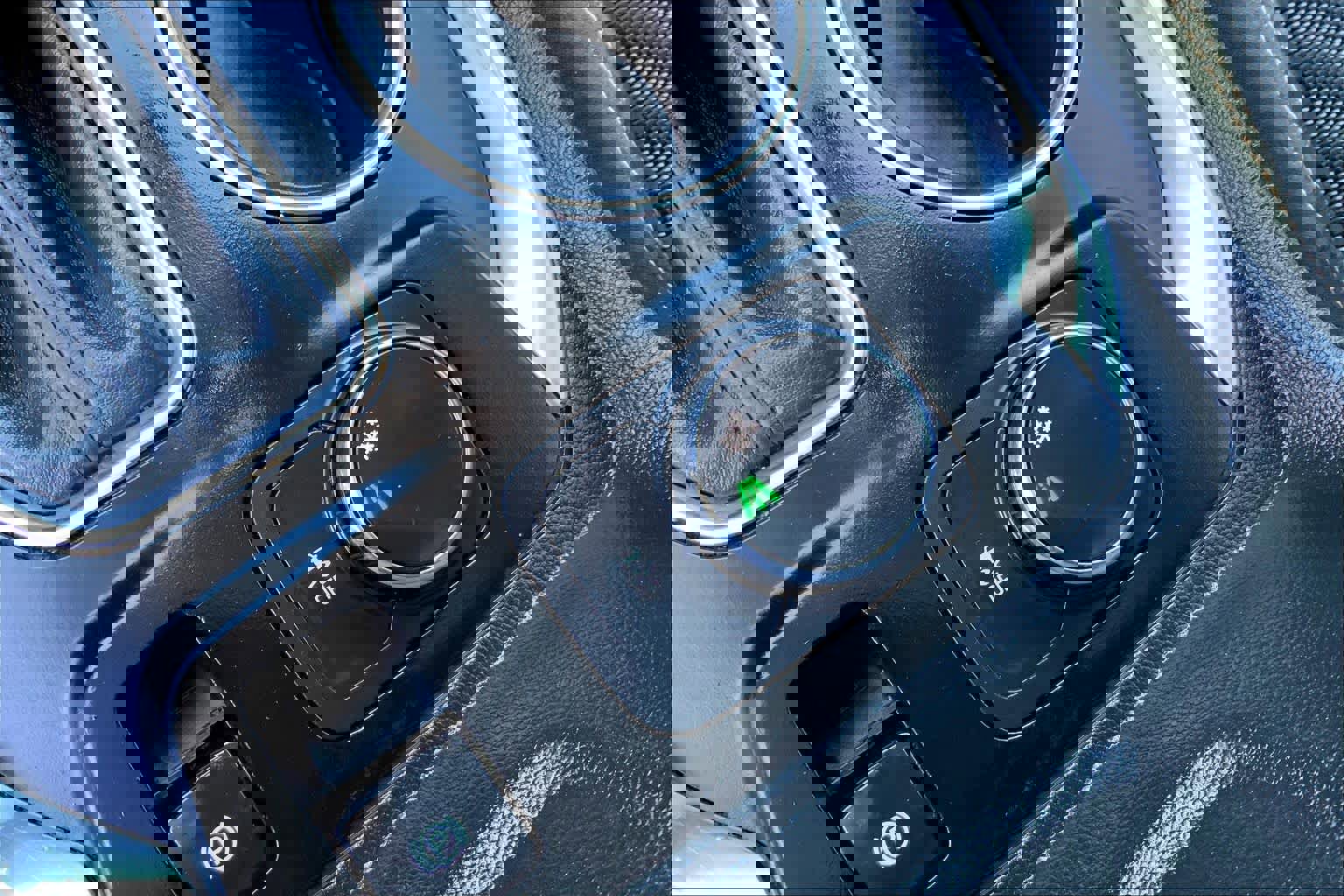 Used 2019 Chevrolet Traverse LT image 29