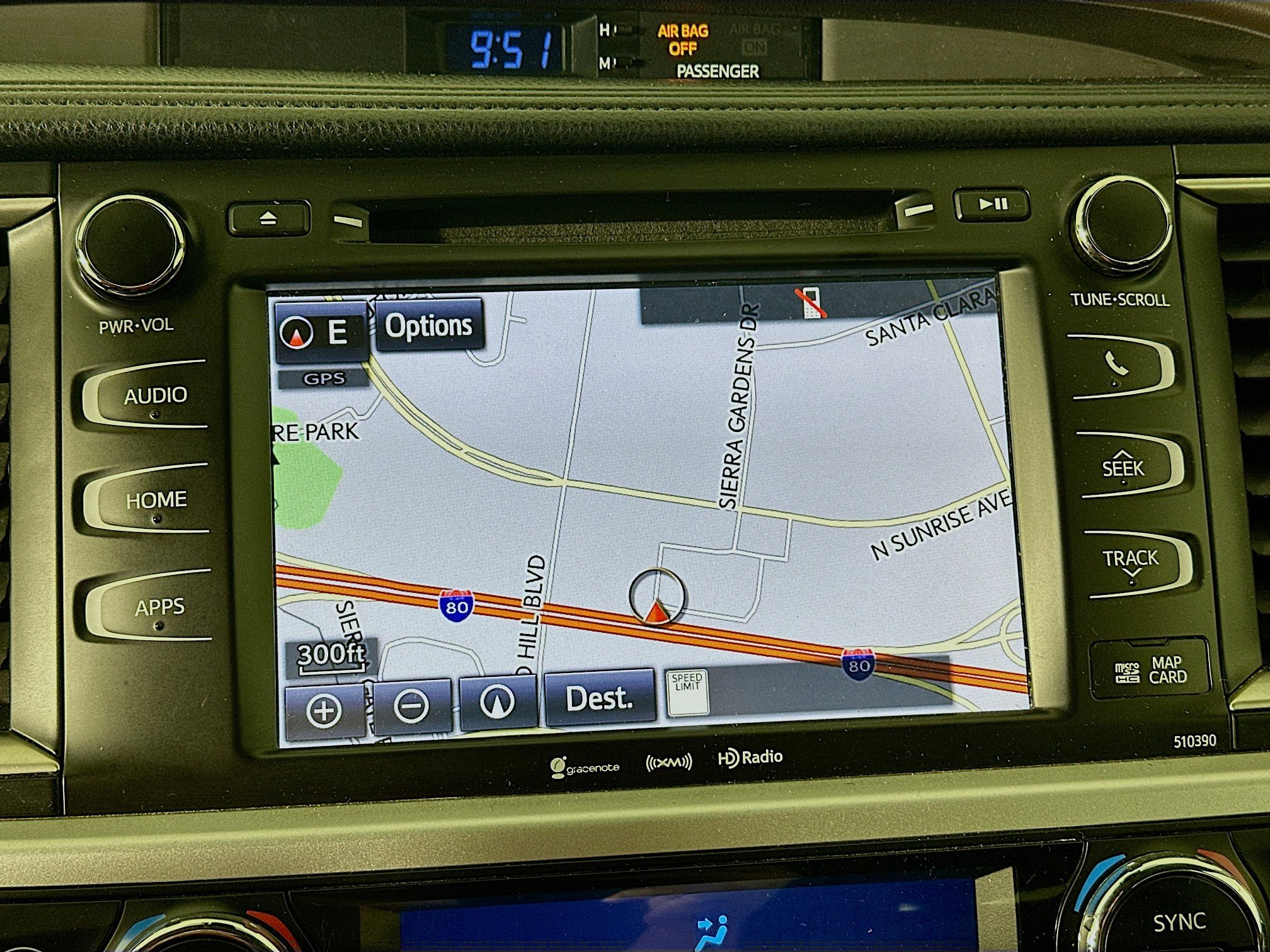 Used 2019 Toyota Highlander XLE image 22