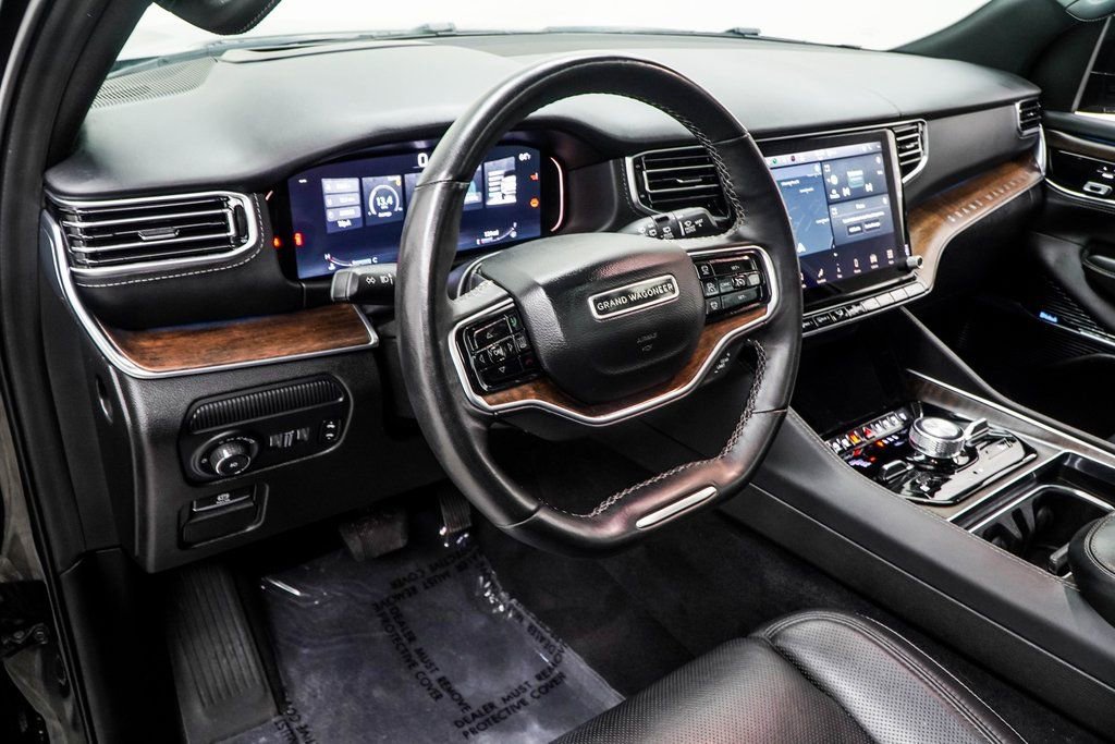 Used 2024 Jeep Grand Wagoneer L 4WD image 15