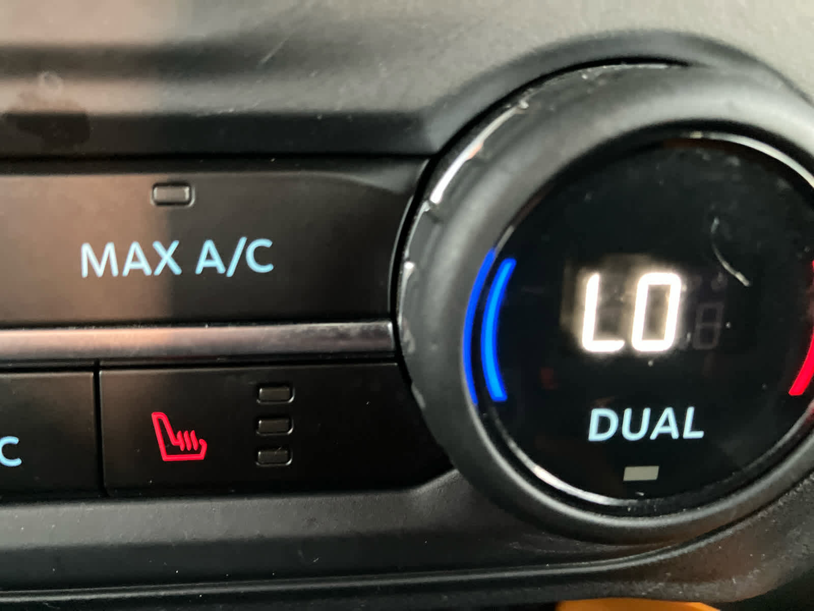 Used 2024 Ford Bronco Badlands image 30