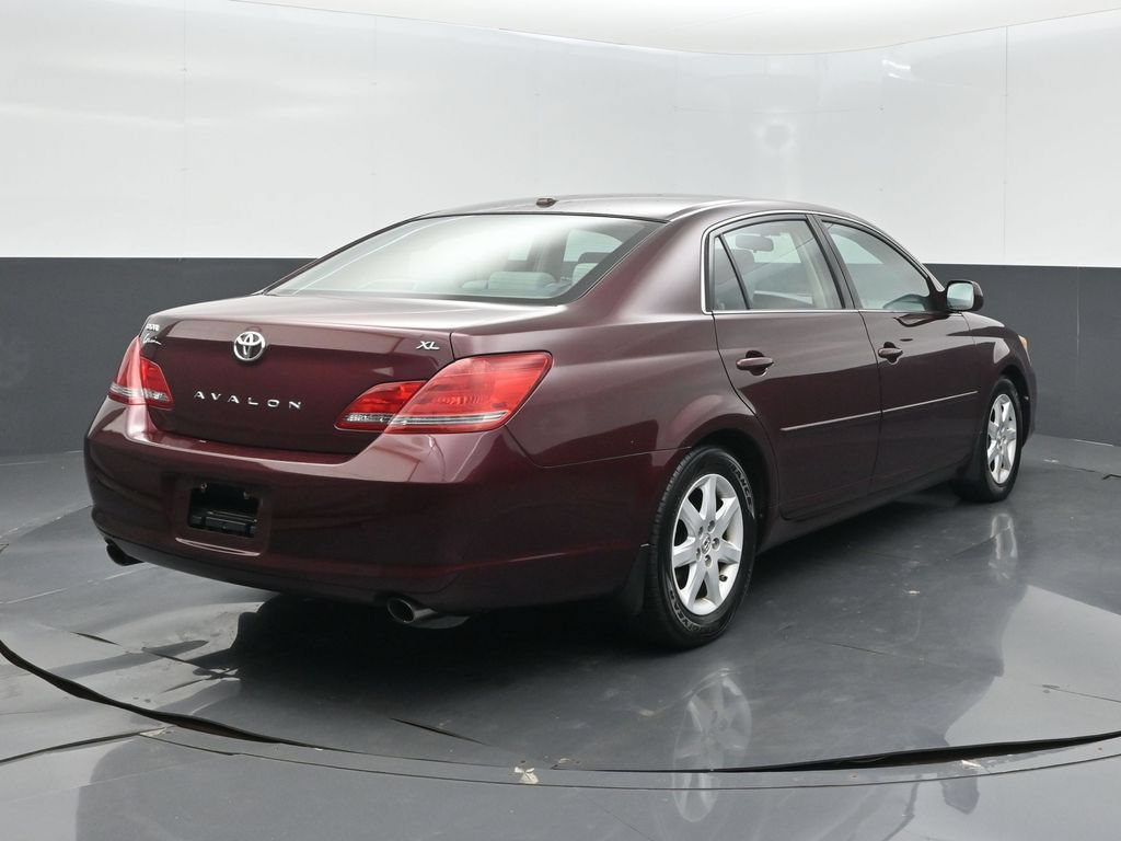 Used 2009 Toyota Avalon FWD image 7