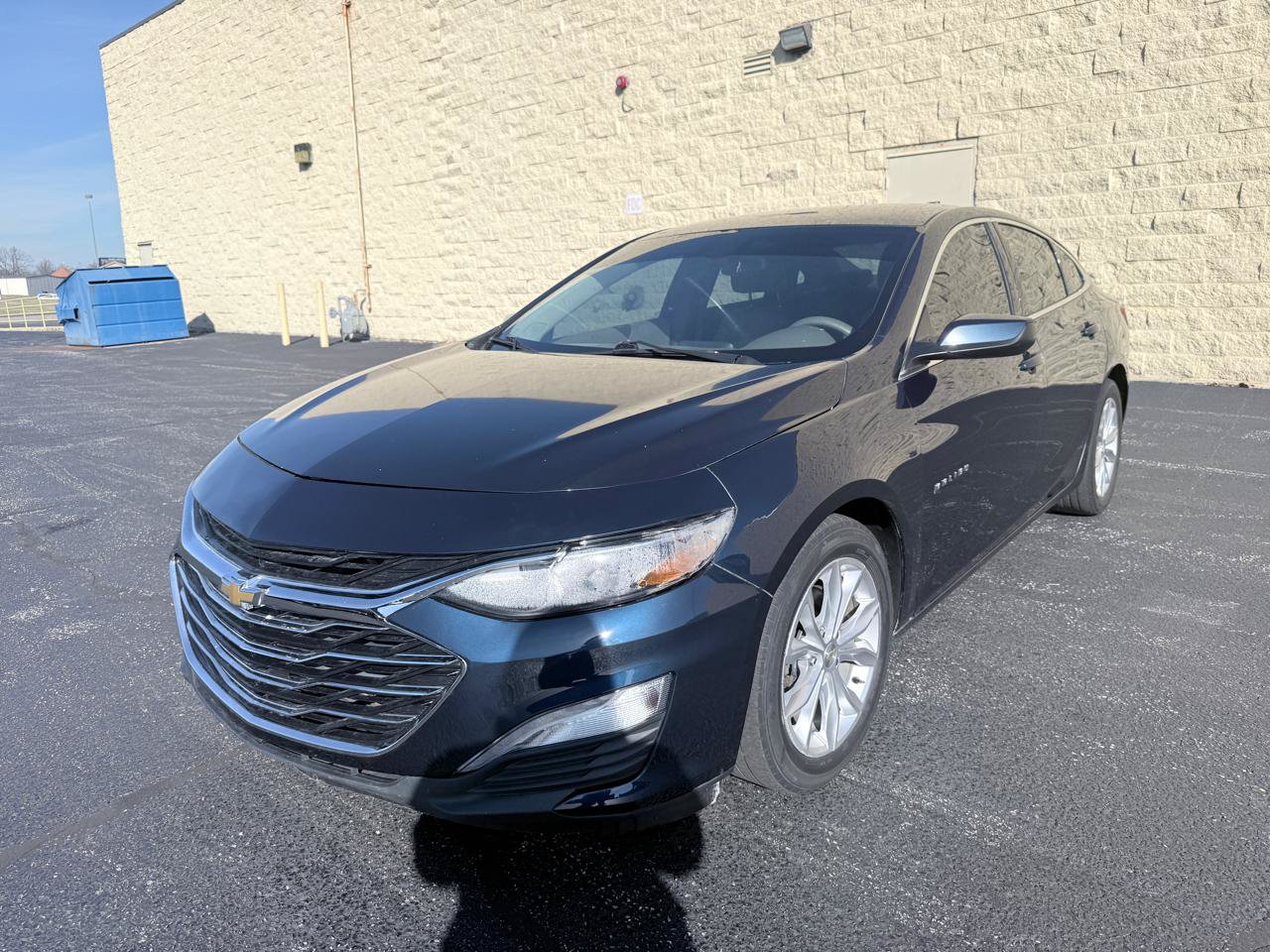 Used 2020 Chevrolet Malibu LT FWD image 1