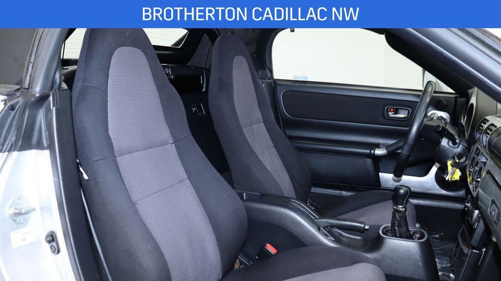 Used 2000 Toyota MR2 image 21