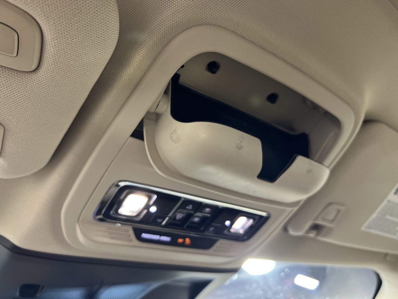 Used 2020 Lincoln Corsair Reserve w/ Elements Package FWD image 37