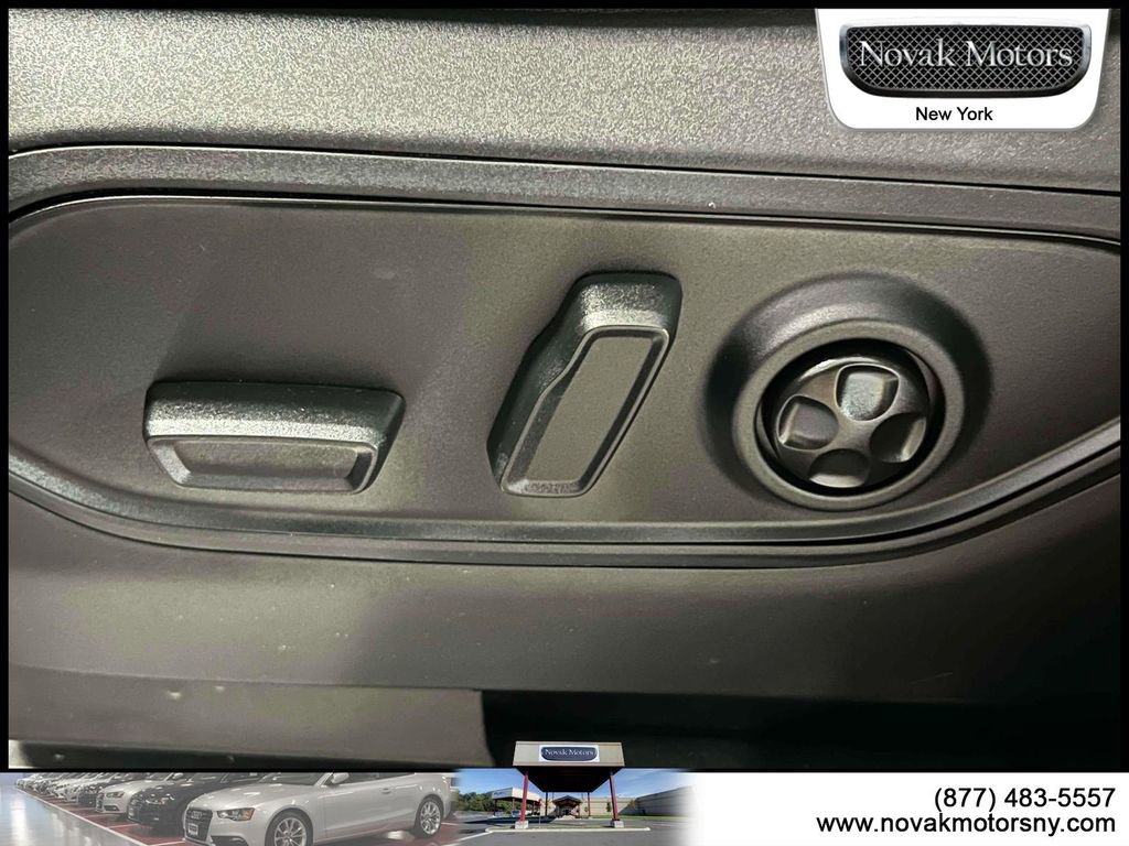 Used 2024 Jeep Grand Cherokee Overland w/ Trailer Tow Package image 20