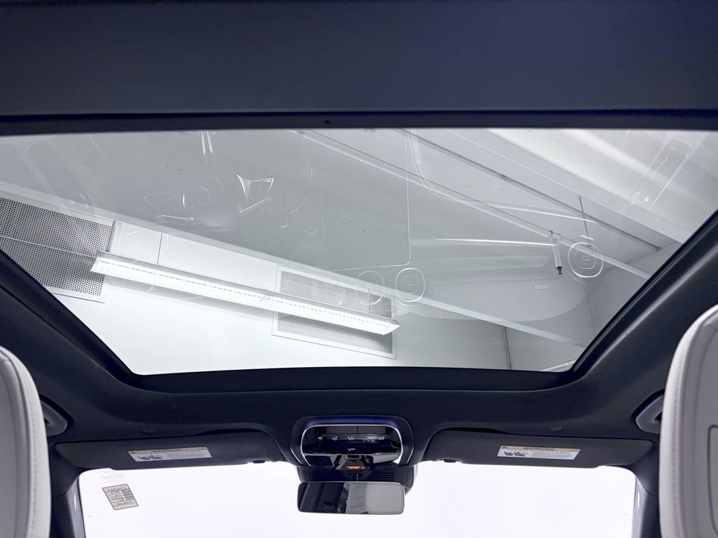 Certified 2025 Mercedes-Benz GLC 300 4MATIC image 24